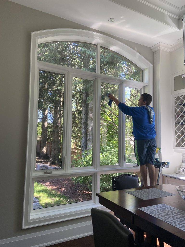 Residential Window Cleaner Service