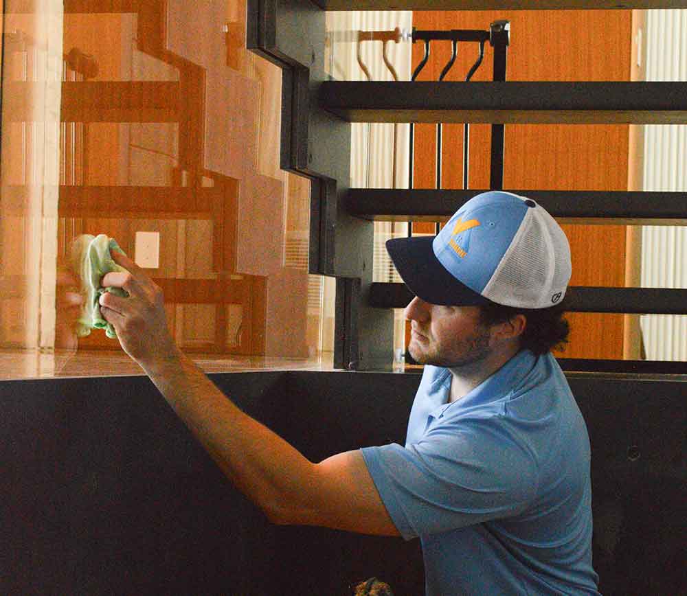 window-cleaning-photo